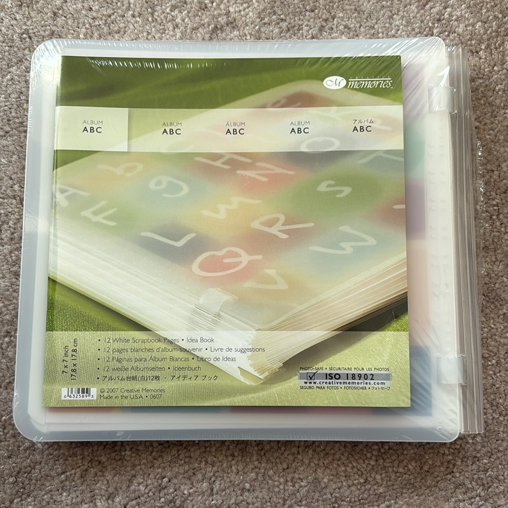 Creative Memories ABC Alphabet 7x7 Album NIP - Picture 2 of 5